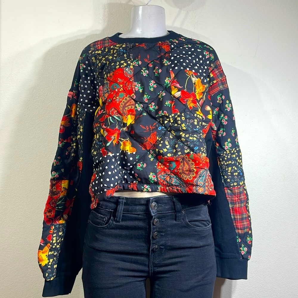 (N3) ZARA Cropped sweatshirt with patches size M - Picture 5 of 13